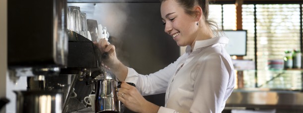koffie maken in Knoest.jpg