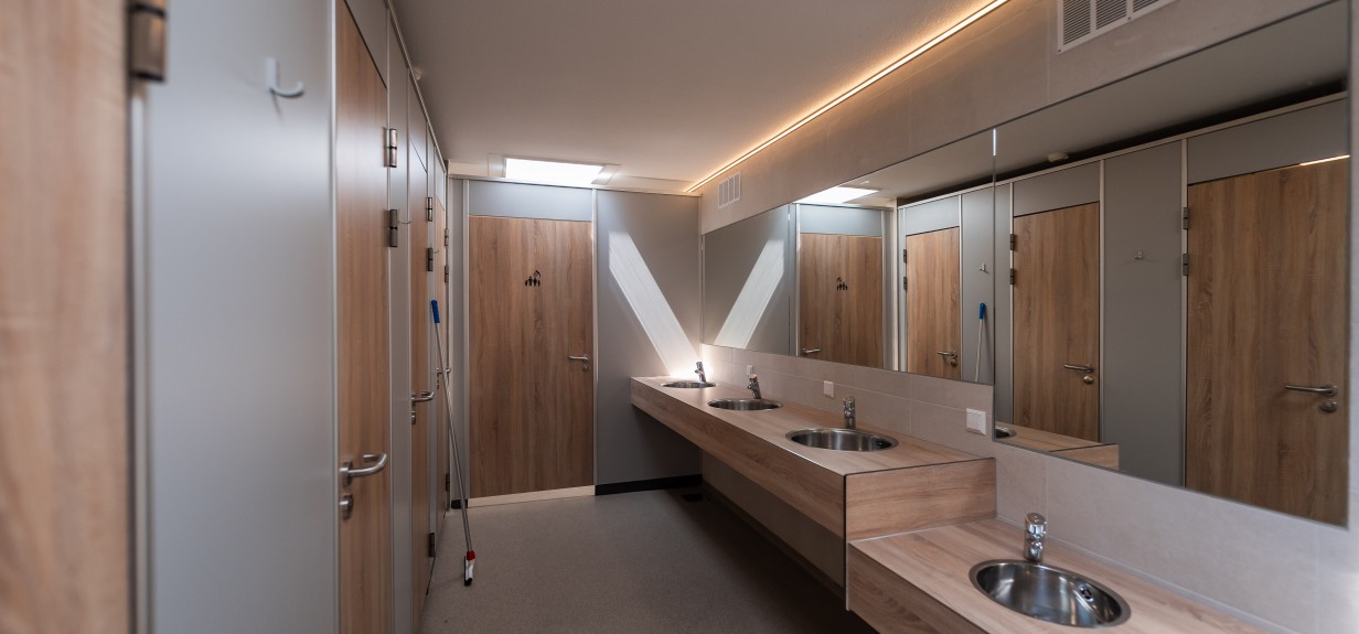 Sanitair (2).jpg