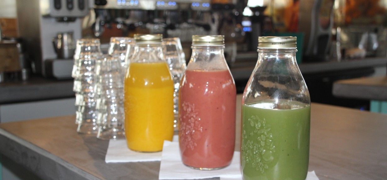 Gestrand_ontbijt_drinken
